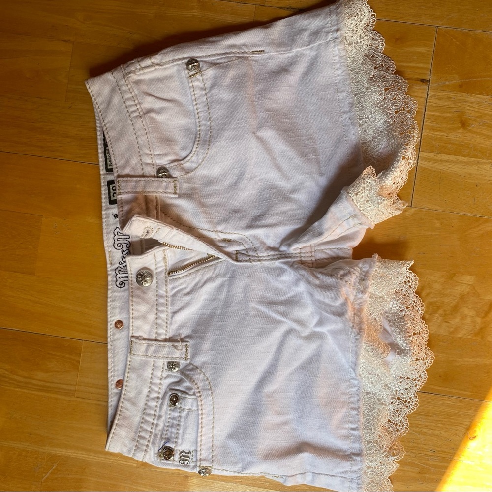 White Miss Me shorts with lace trim